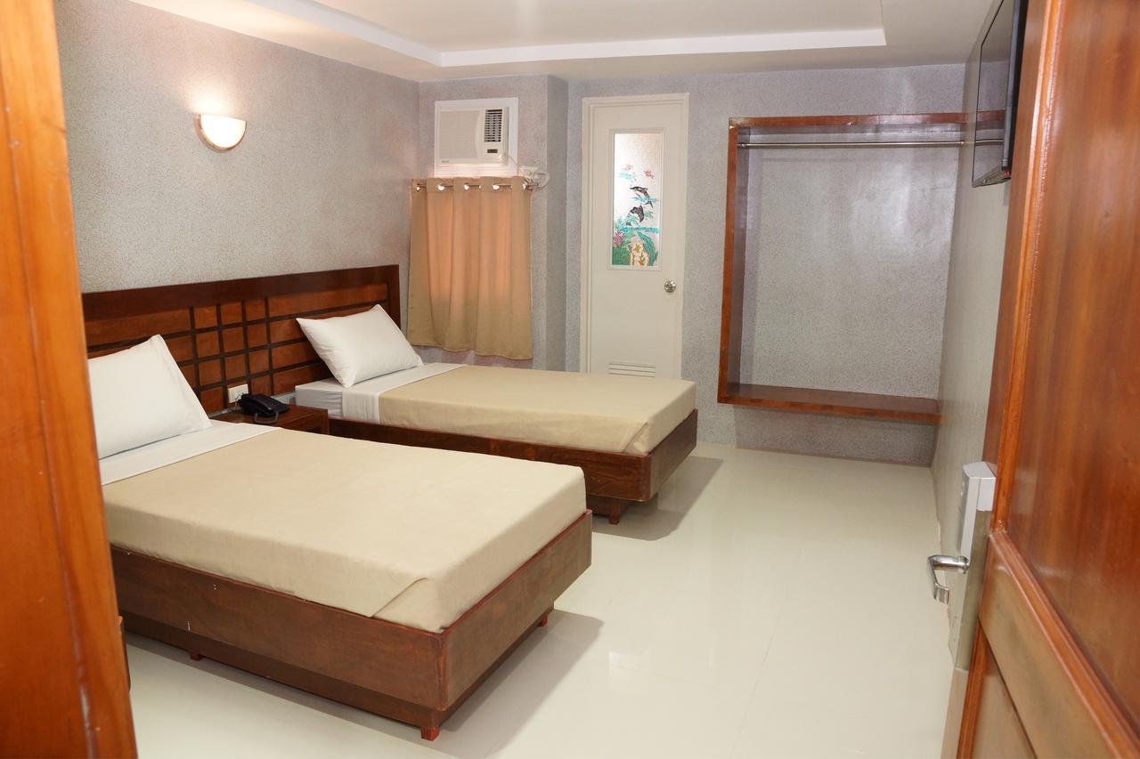 Hotel Rodolfo Tacloban Exteriér fotografie